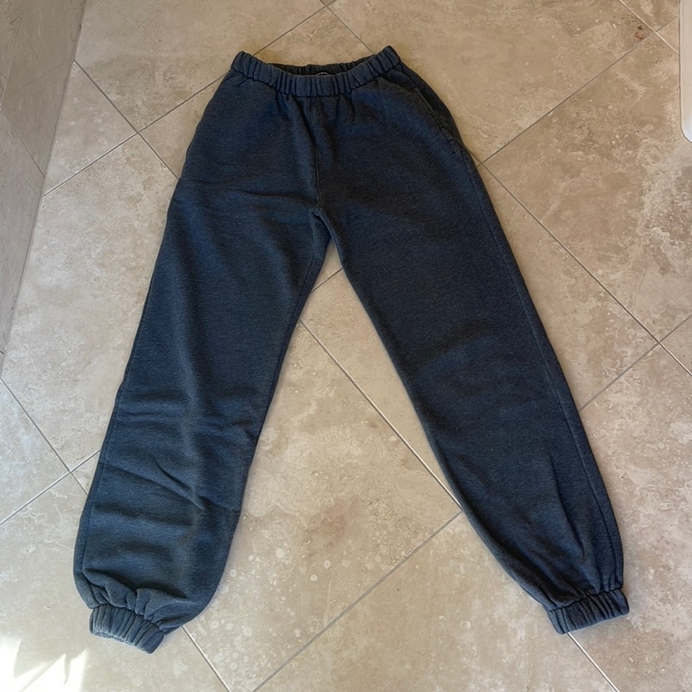 Brandy Melville Grey Sweats!